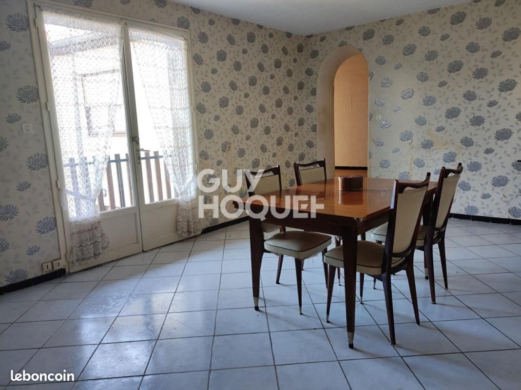 Maison à vendre, 330m², Bussy-Albieux