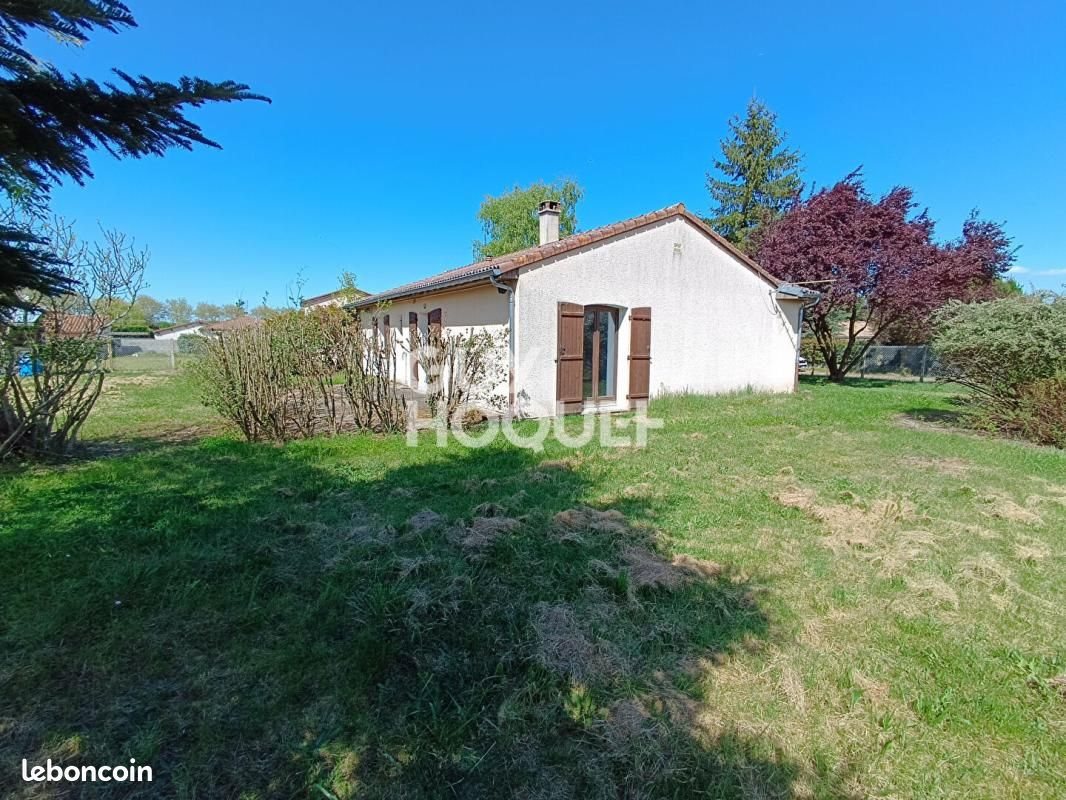 Maison à vendre, 85m², Nervieux