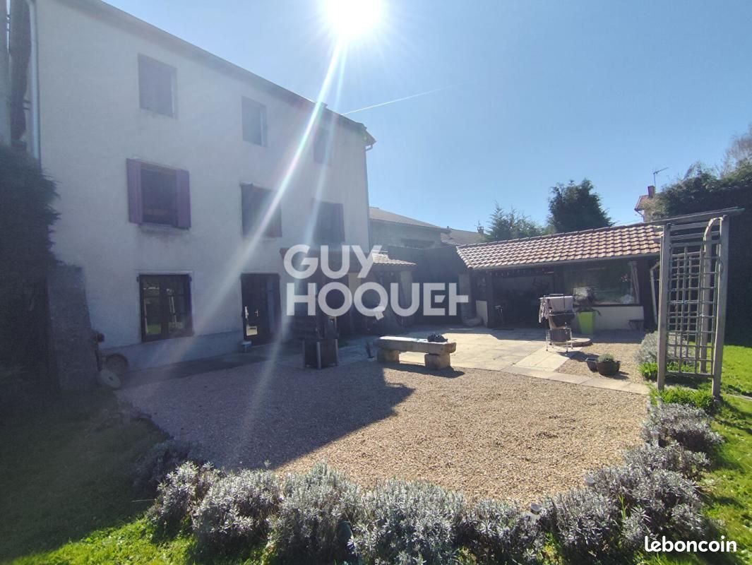 Maison à vendre, 168m², Noirétable