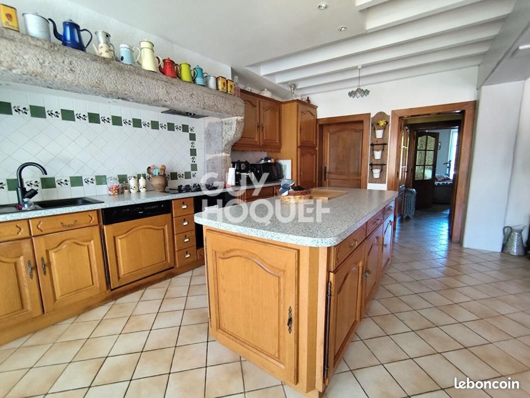 Maison à vendre, 168m², Noirétable