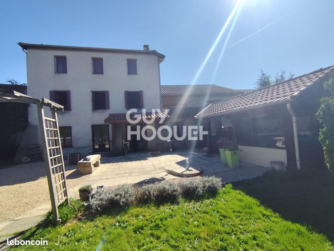 Maison à vendre, 168m², Noirétable