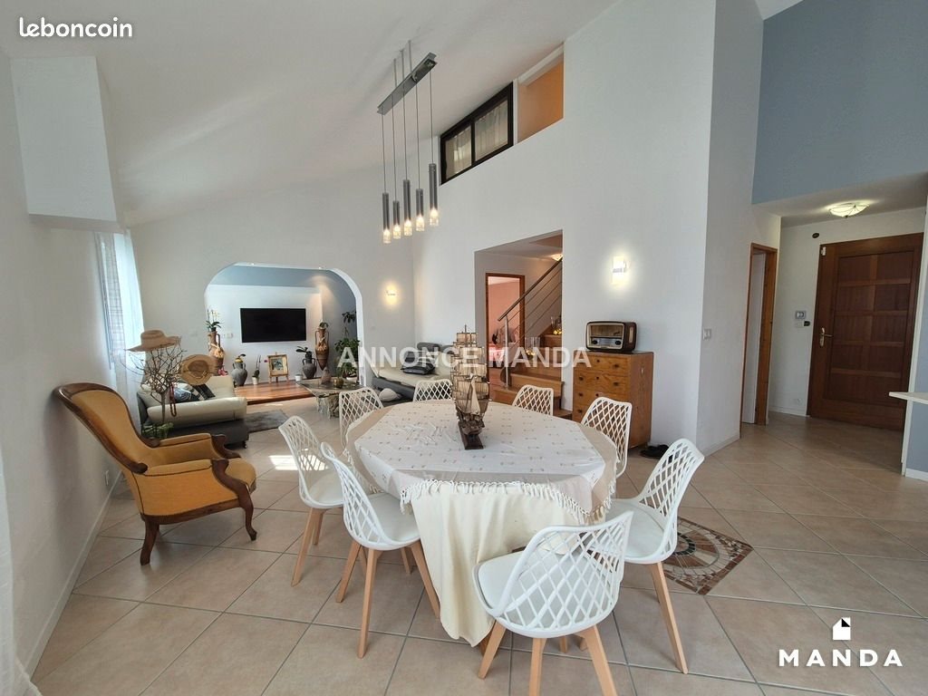 Maison à louer, 197m², Saint-Paul-de-Varces