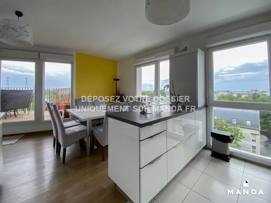 Appartement à louer, 88m², Cergy