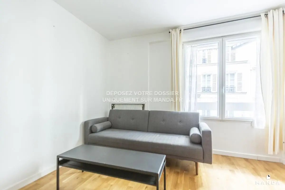 Appartement à louer, 22m², Paris 18ème