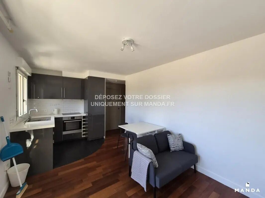 Appartement à louer, 34m², Evry