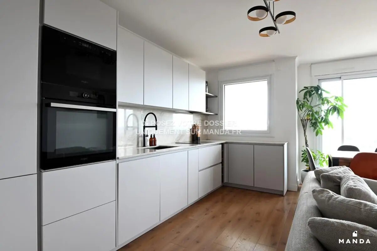 Appartement à louer, 63m², Courbevoie