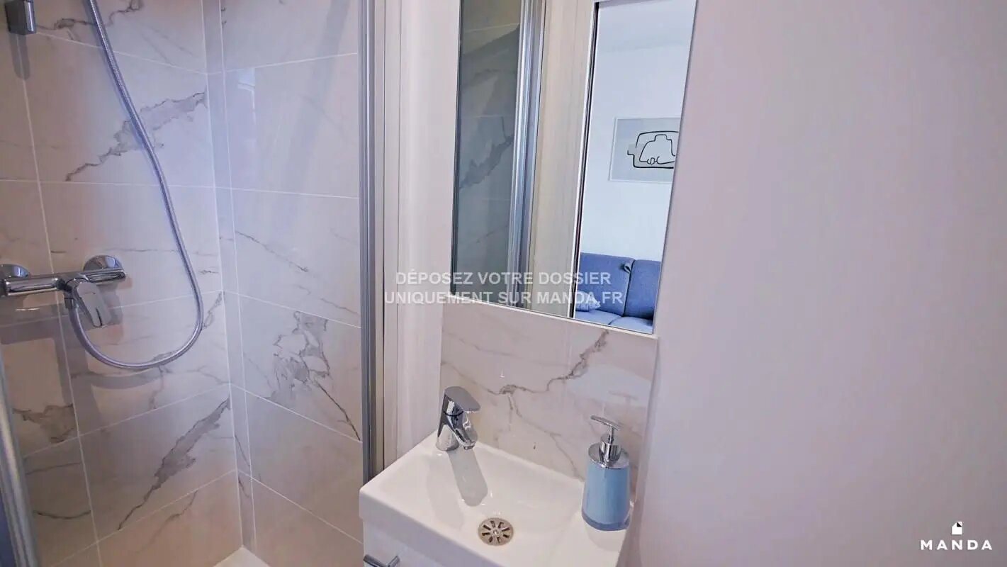 Appartement à louer, 32m², Courbevoie