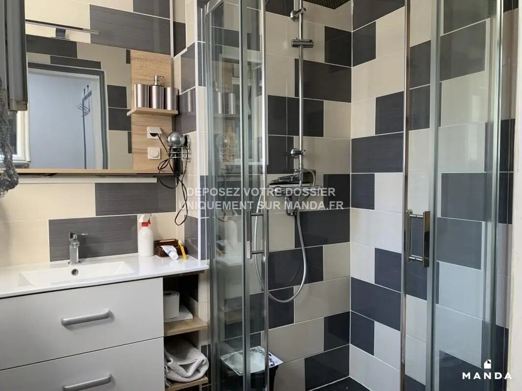 Appartement à louer, 34m², Paris 18ème