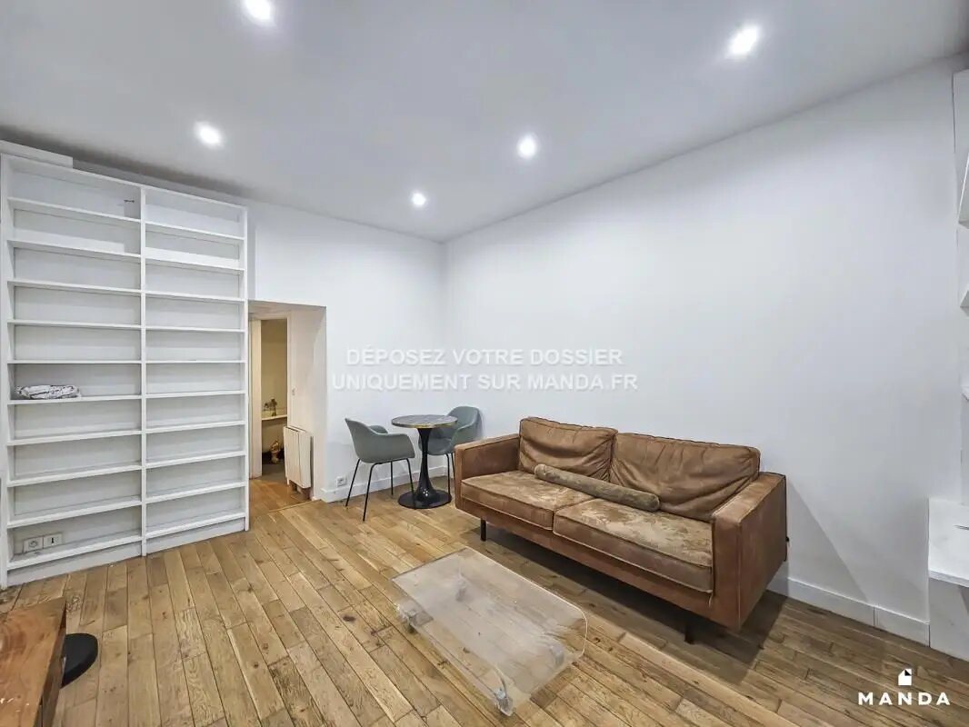 Appartement à louer, 28m², Paris 18ème