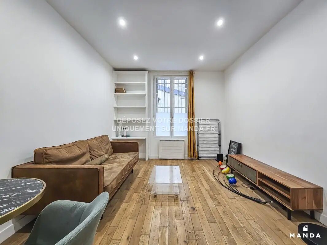 Appartement à louer, 28m², Paris 18ème