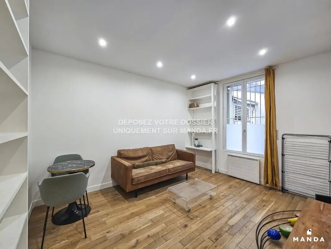 Appartement à louer, 28m², Paris 18ème