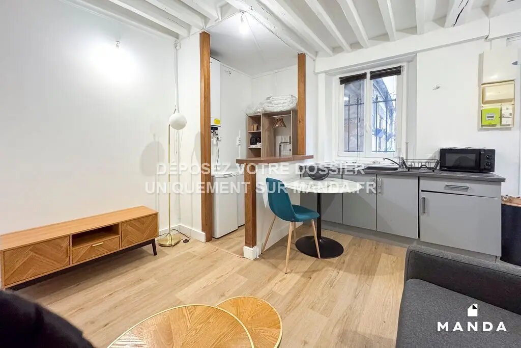 Appartement à louer, 19m², Versailles