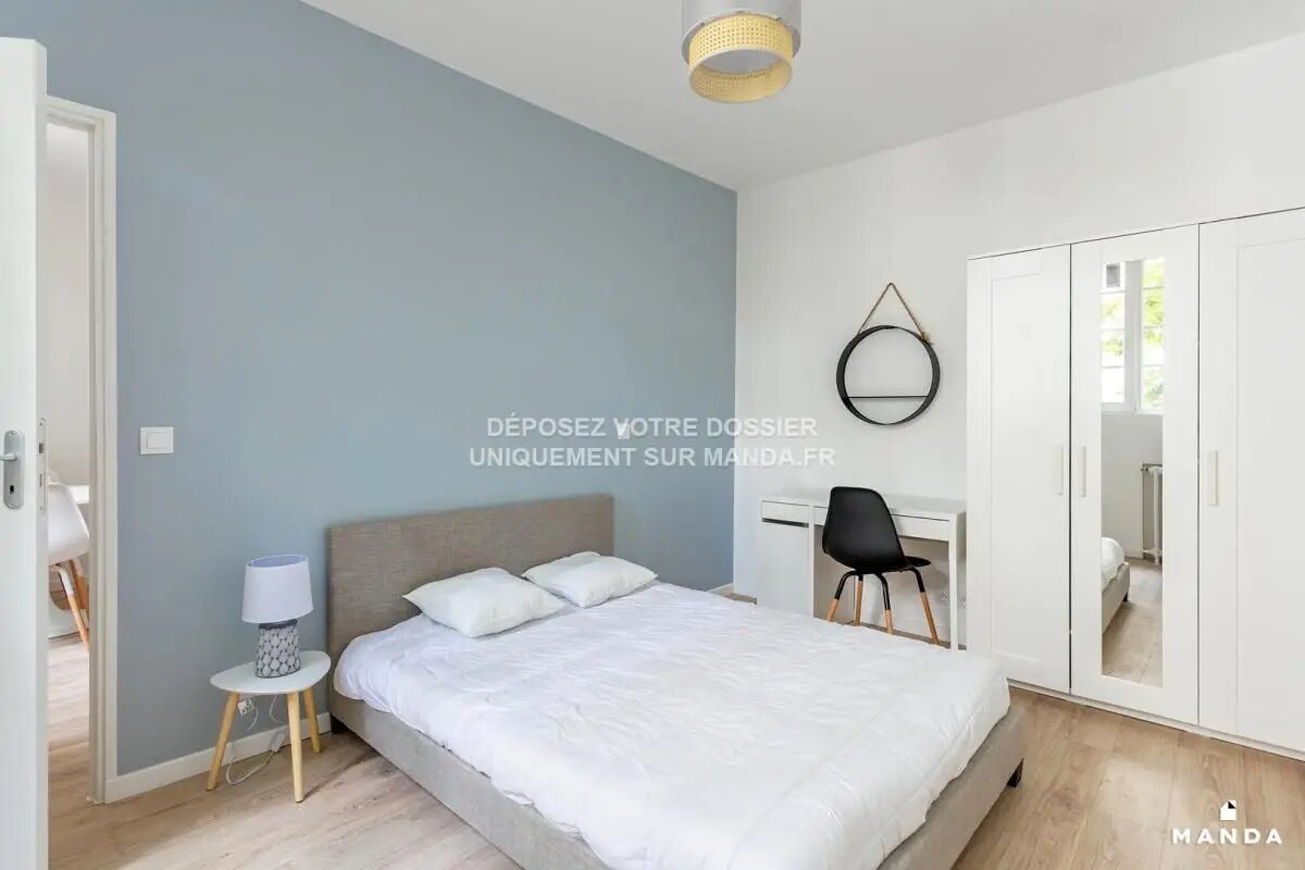 Appartement à louer, 30m², Courbevoie