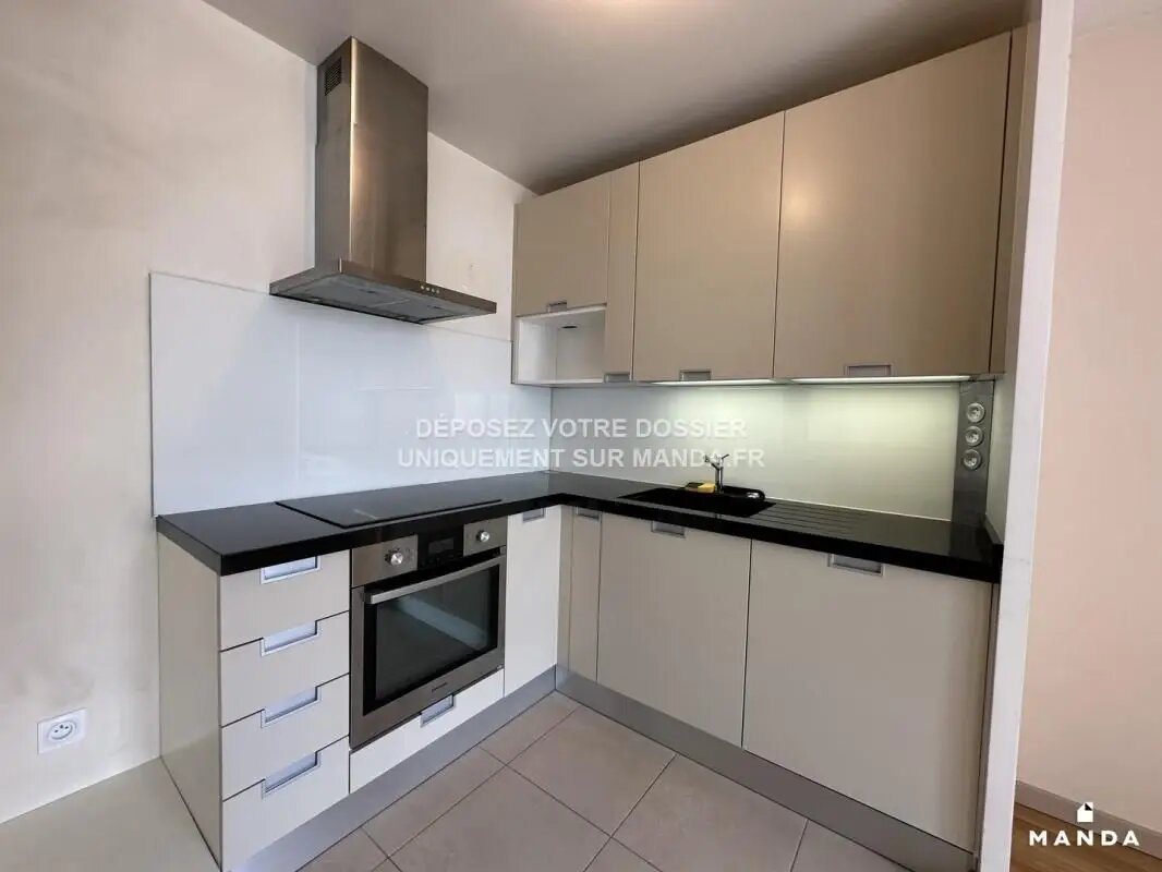 Appartement à louer, 74m², Massy