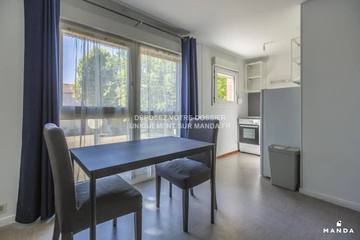 Appartement à louer, 31m², Cergy