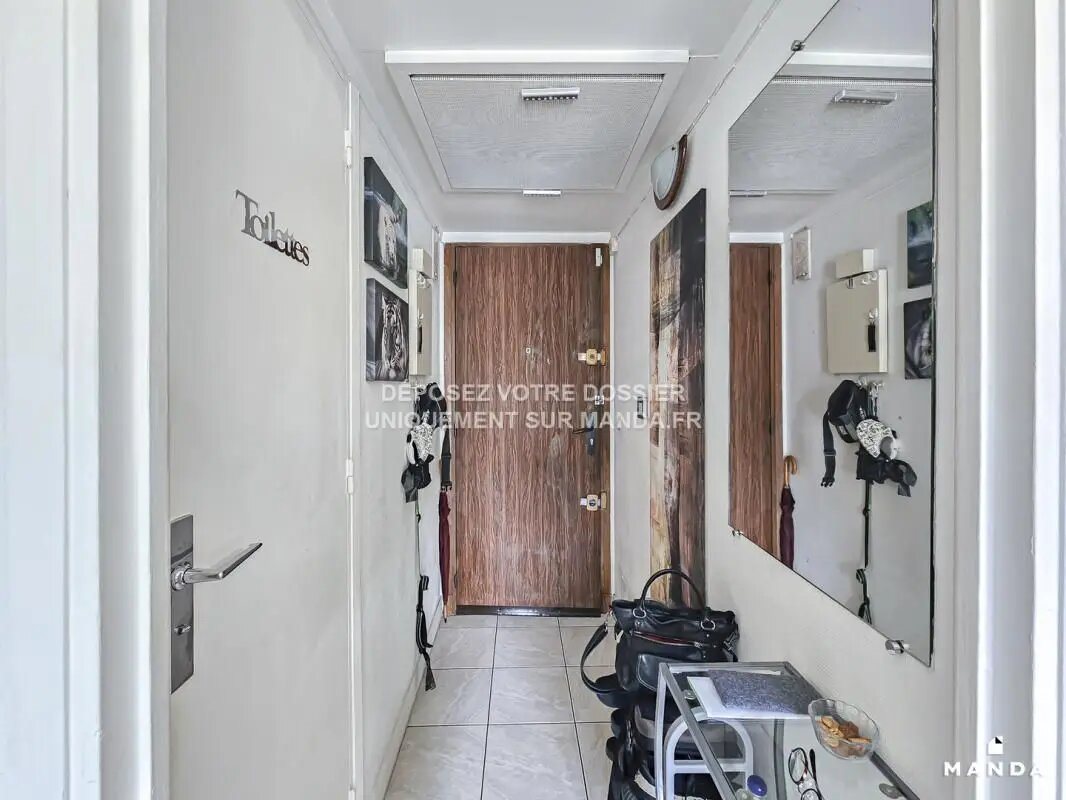 Appartement à louer, 29m², Courbevoie