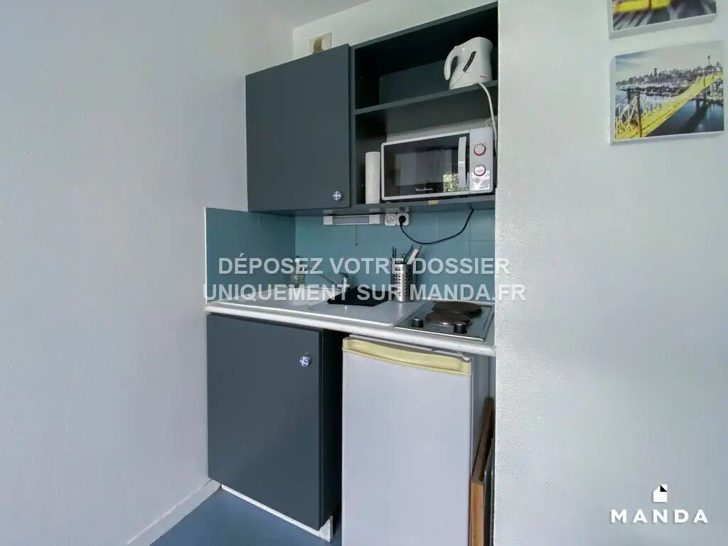 Appartement à louer, 18m², Courbevoie