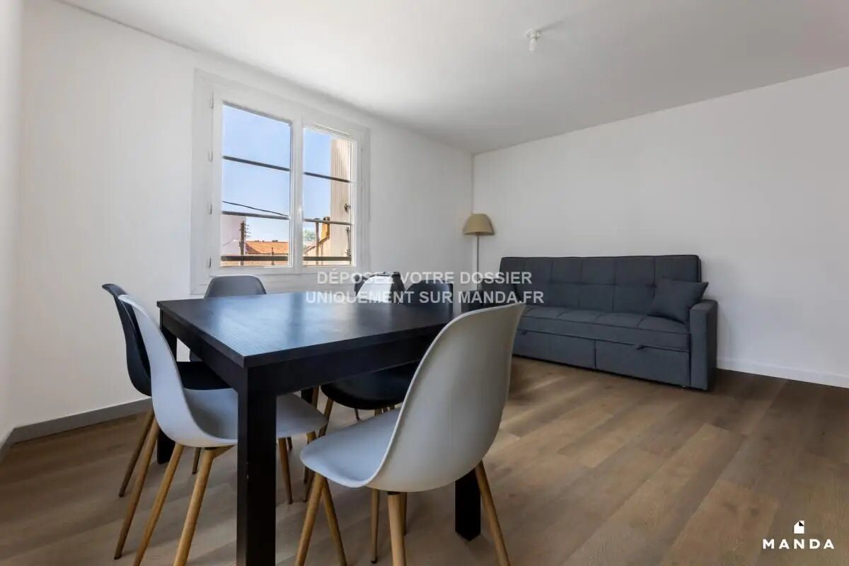 Appartement à louer, 81m², Nîmes
