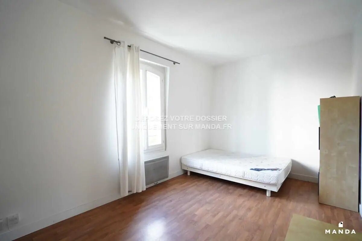 Appartement à louer, 24m², Courbevoie