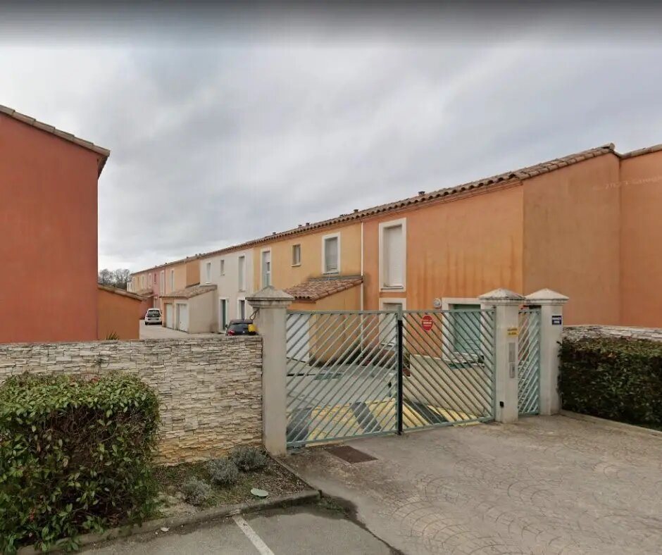 Maison à vendre, 75m², Lézan