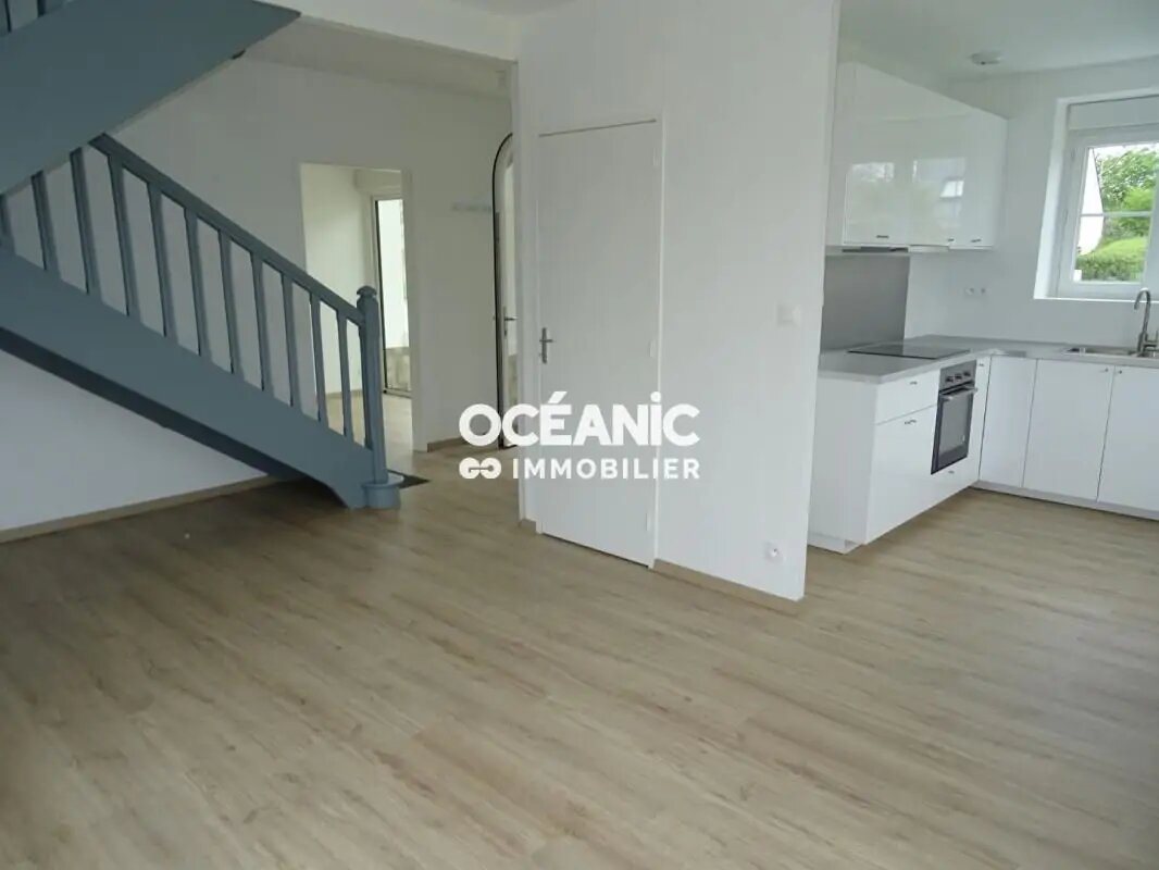Maison à louer, 87m², Plougonvelin