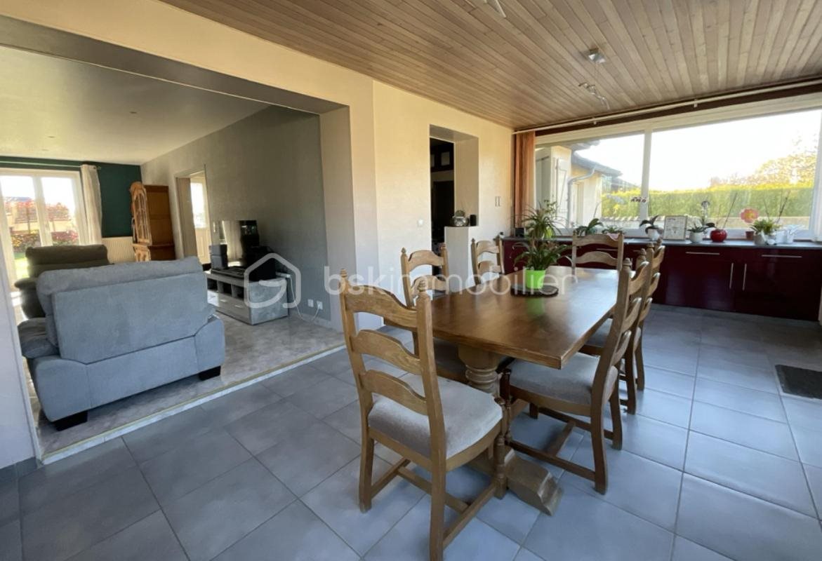 Maison à vendre, 130m², Saint-Etienne-au-Temple