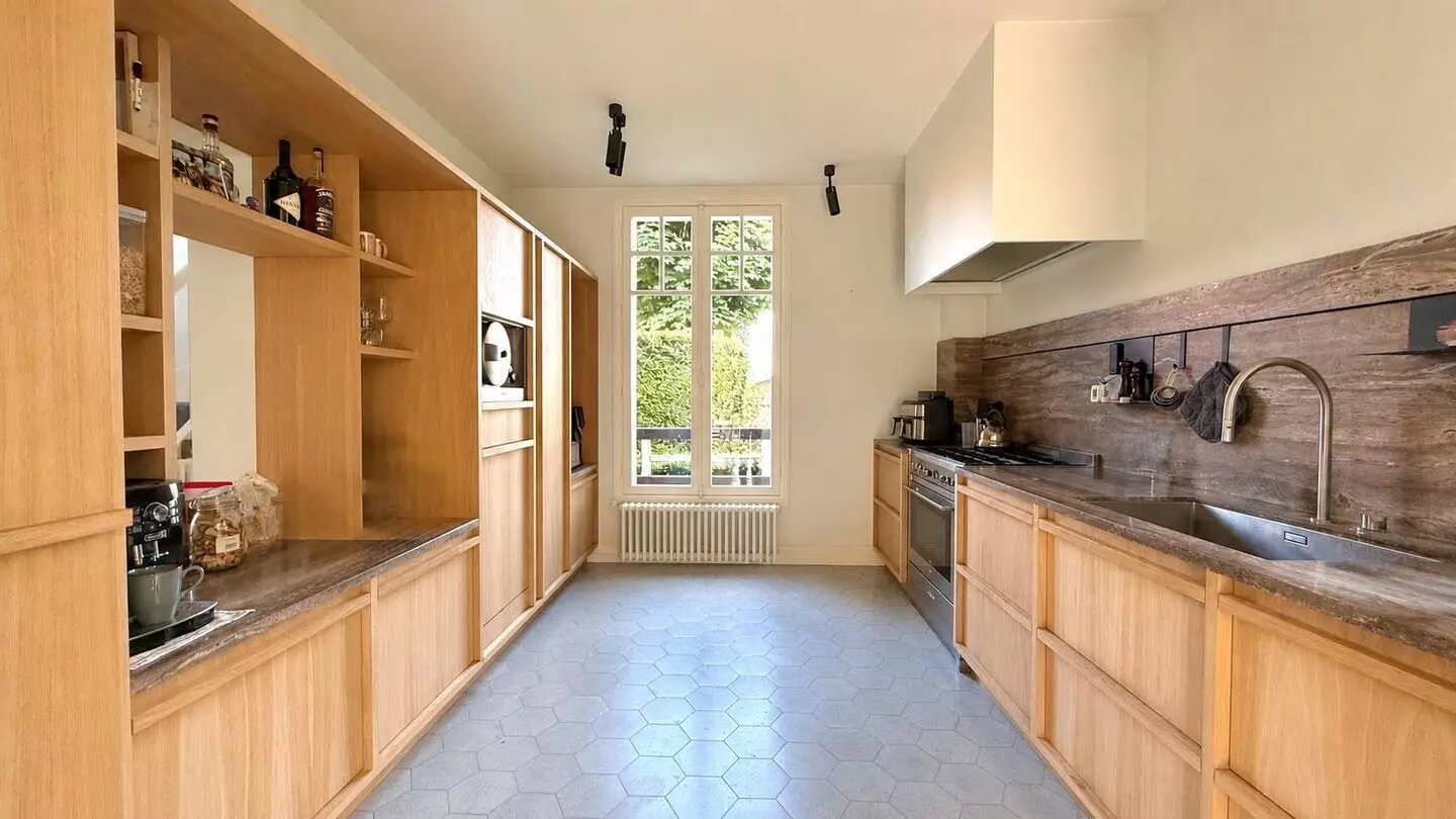 Maison à louer, 221m², Lamorlaye