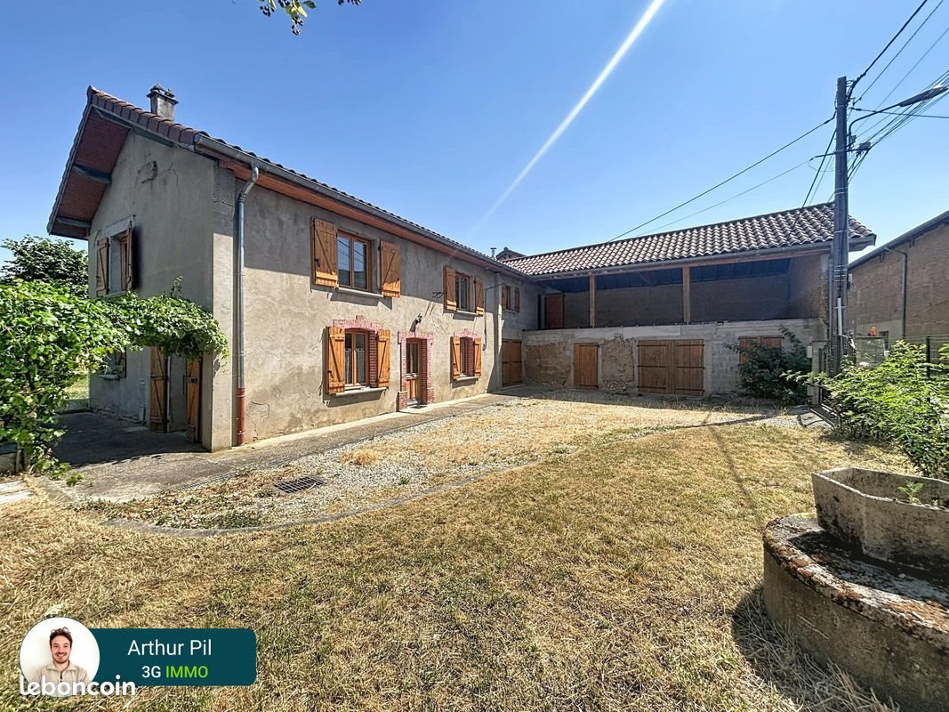 Maison à vendre, 127m², Brézins
