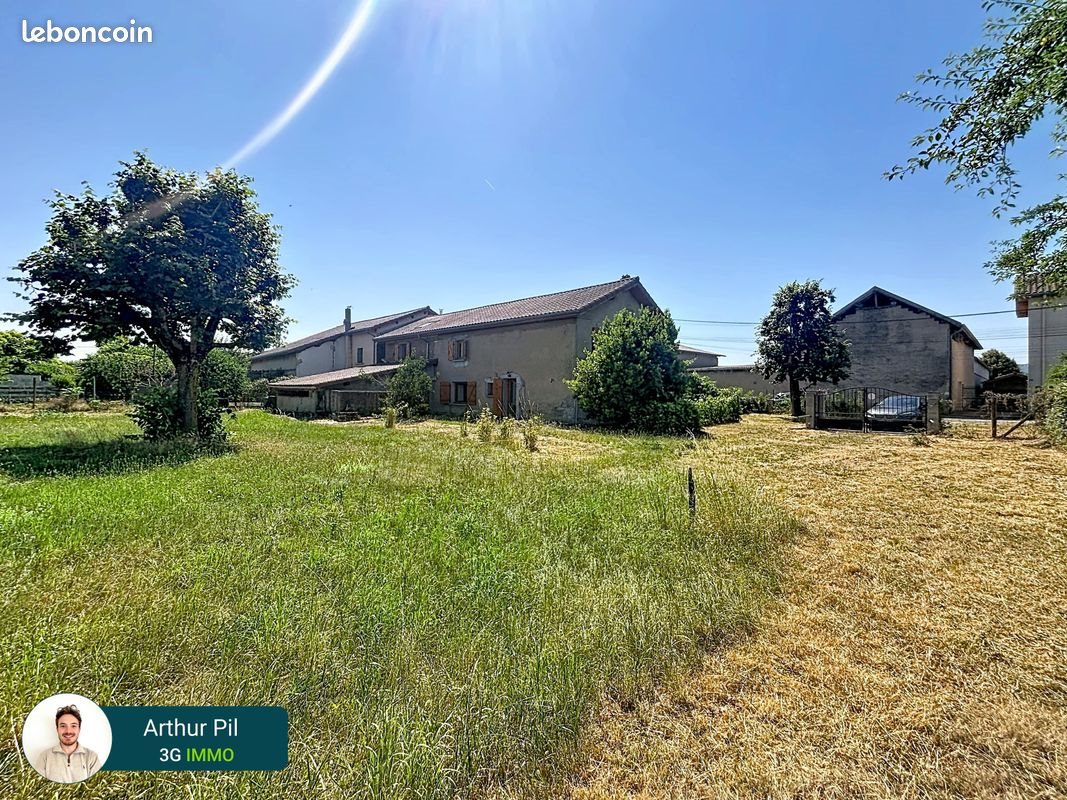 Maison à vendre, 127m², Brézins