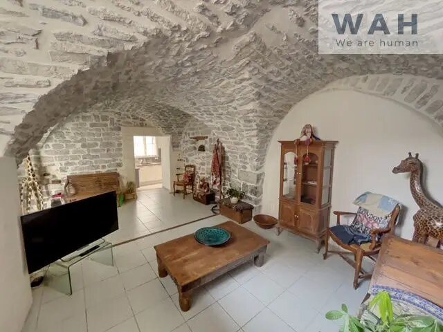Maison à vendre, 142m², Clarensac