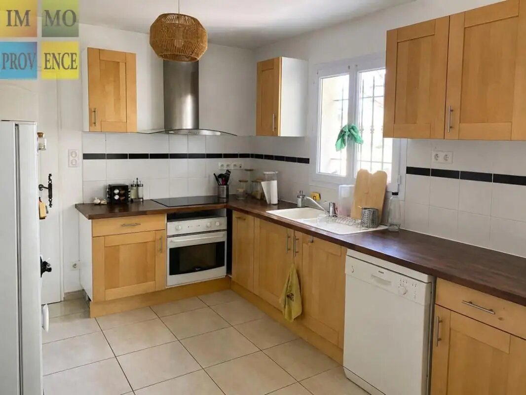 Maison à louer, 72m², Pertuis