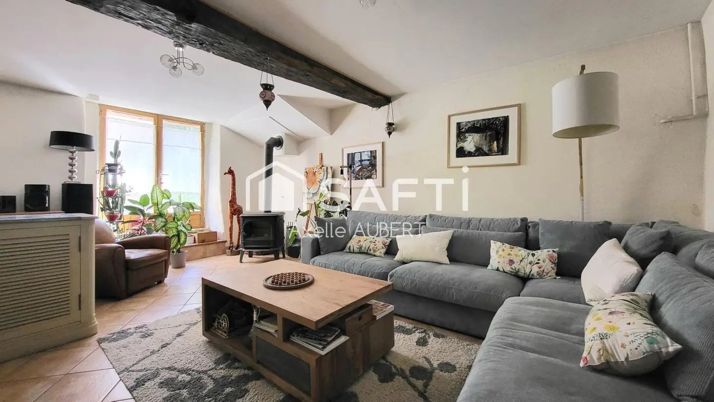 Maison à vendre, 146m², Vaux-en-Bugey