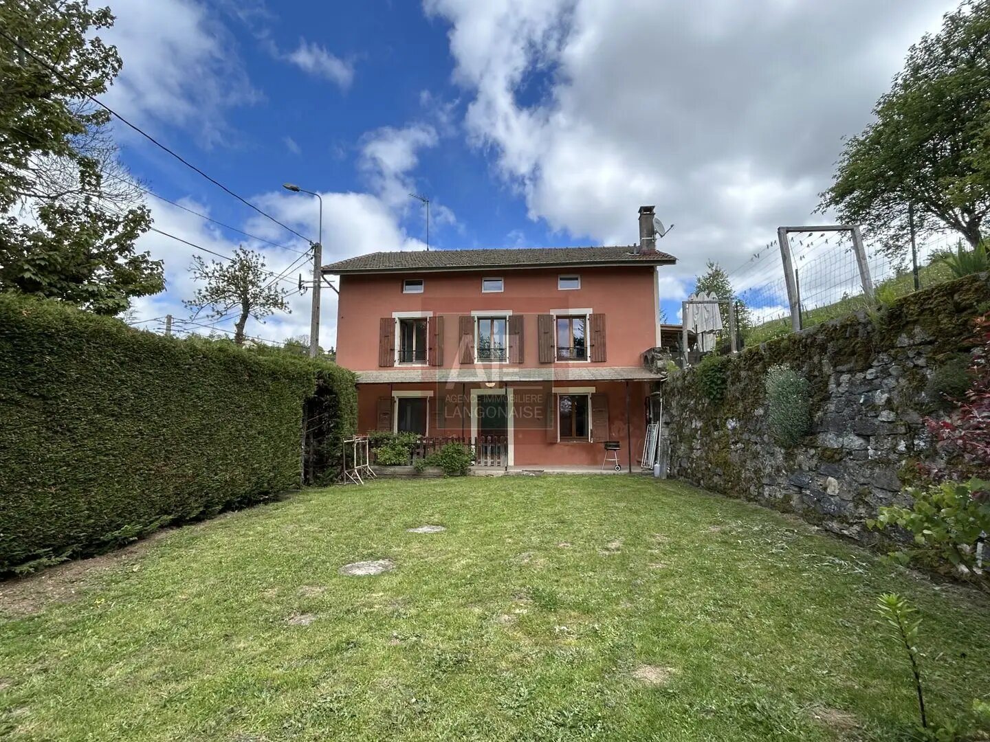 Maison à vendre, 375m², Pradelles