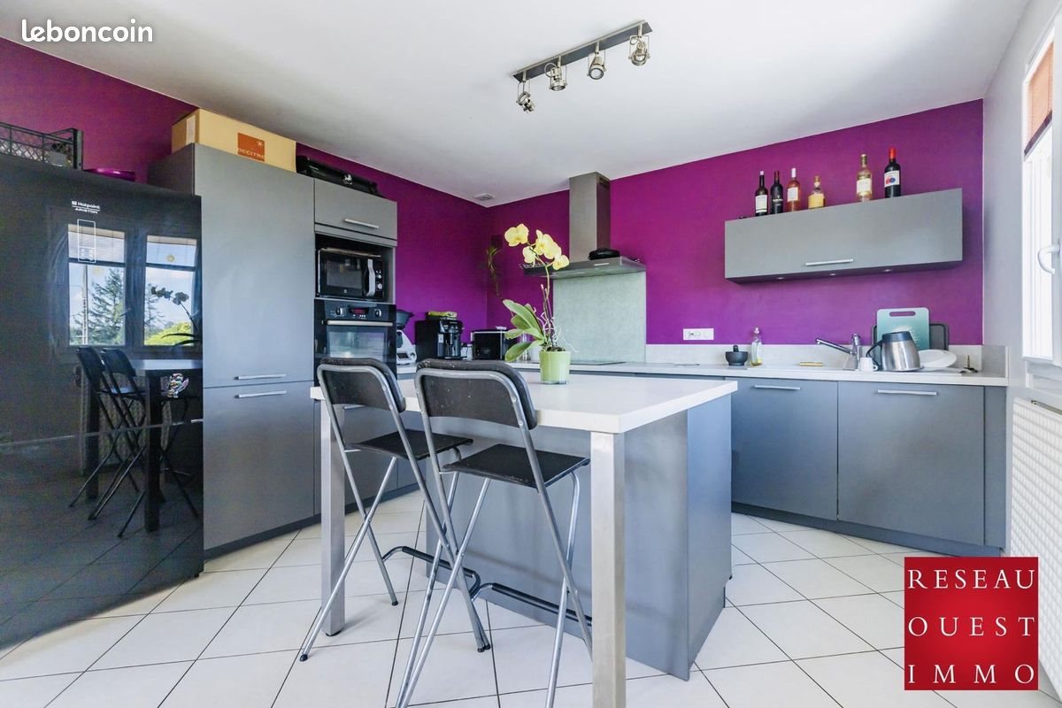 Maison à vendre, 180m², Saint-Genis-les-Ollières