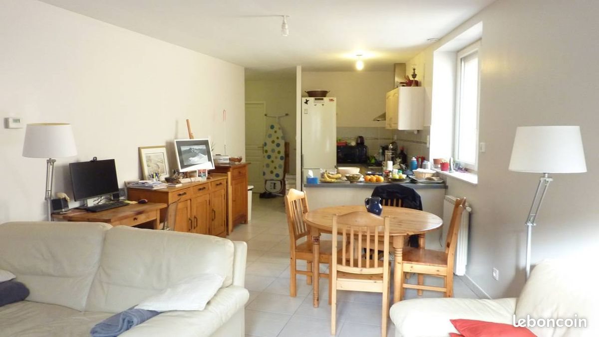 Appartement à louer, 75m², Taluyers