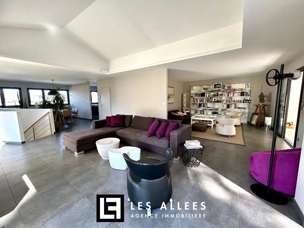 Maison à vendre, 216m², Montélimar
