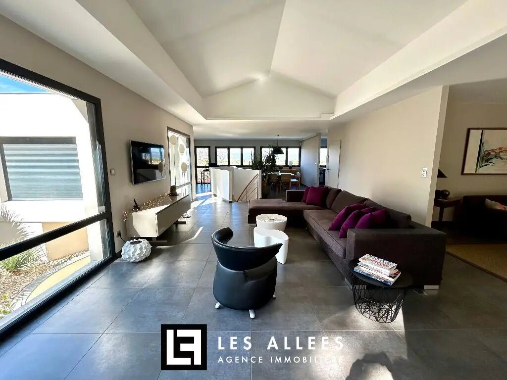 Maison à vendre, 216m², Montélimar