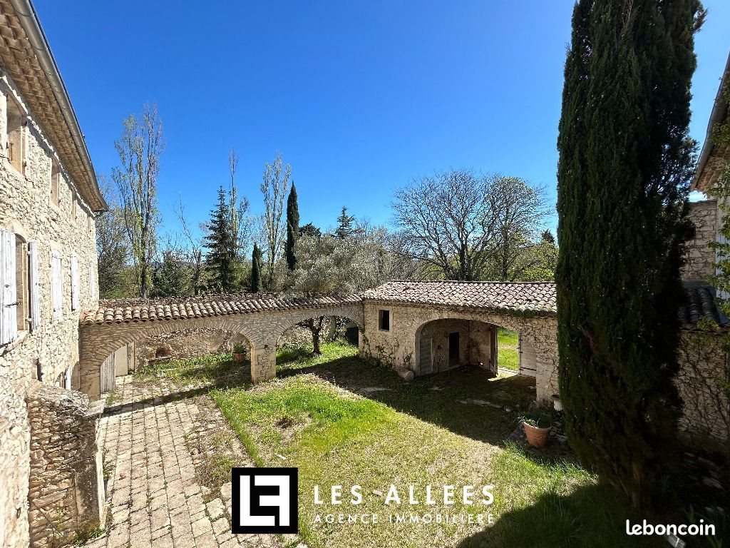 Maison à vendre, 600m², Puygiron
