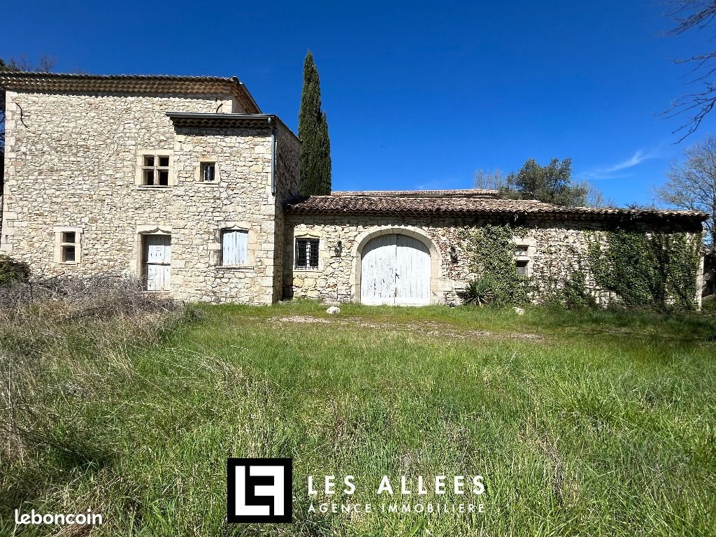 Maison à vendre, 600m², Puygiron