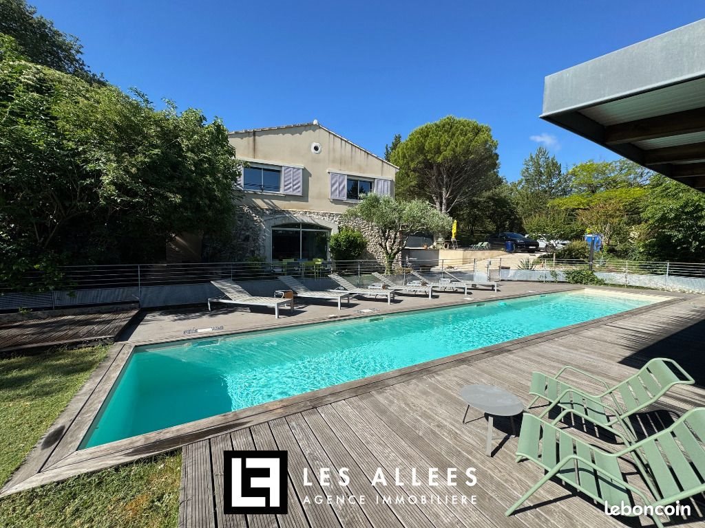 Maison à vendre, 202m², Malataverne