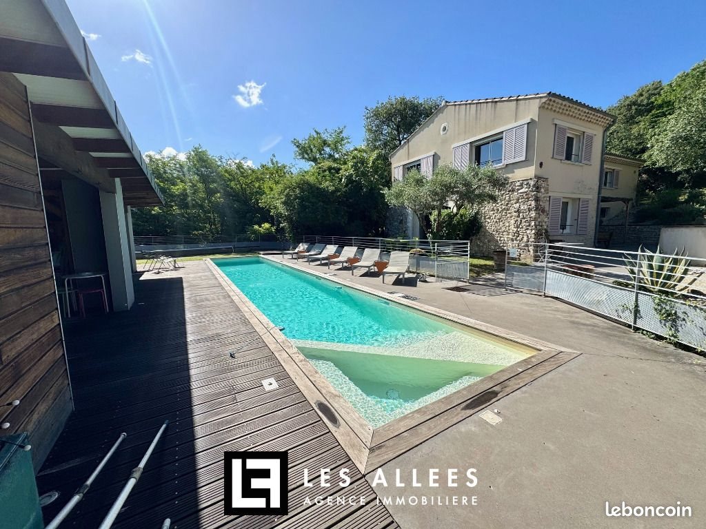 Maison à vendre, 202m², Malataverne