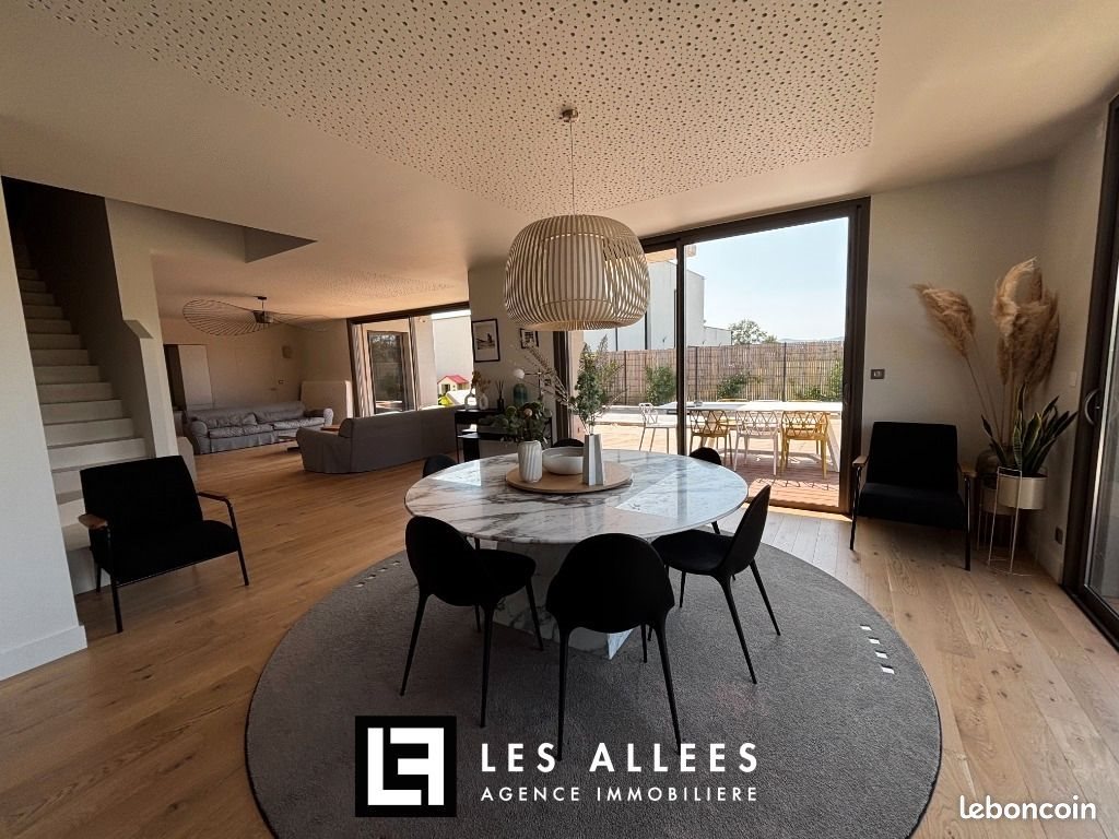 Maison à vendre, 193m², Montélimar