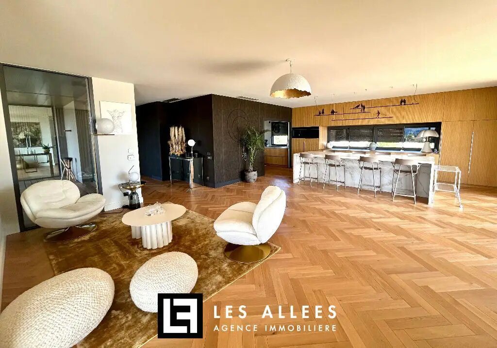 Appartement à vendre, 280m², Montélimar