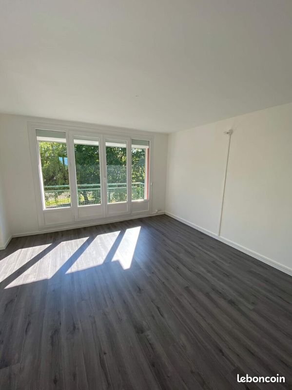 Appartement à louer, 68m², Rousies