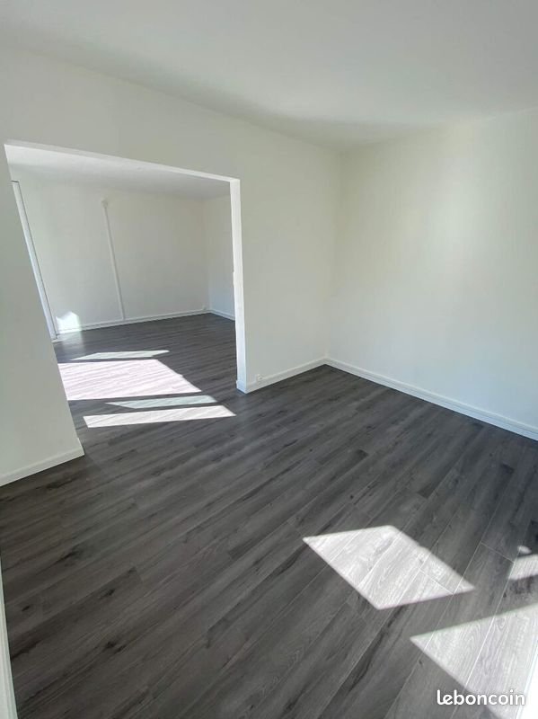 Appartement à louer, 68m², Rousies