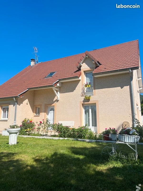 Maison à vendre, 164m², Poligny
