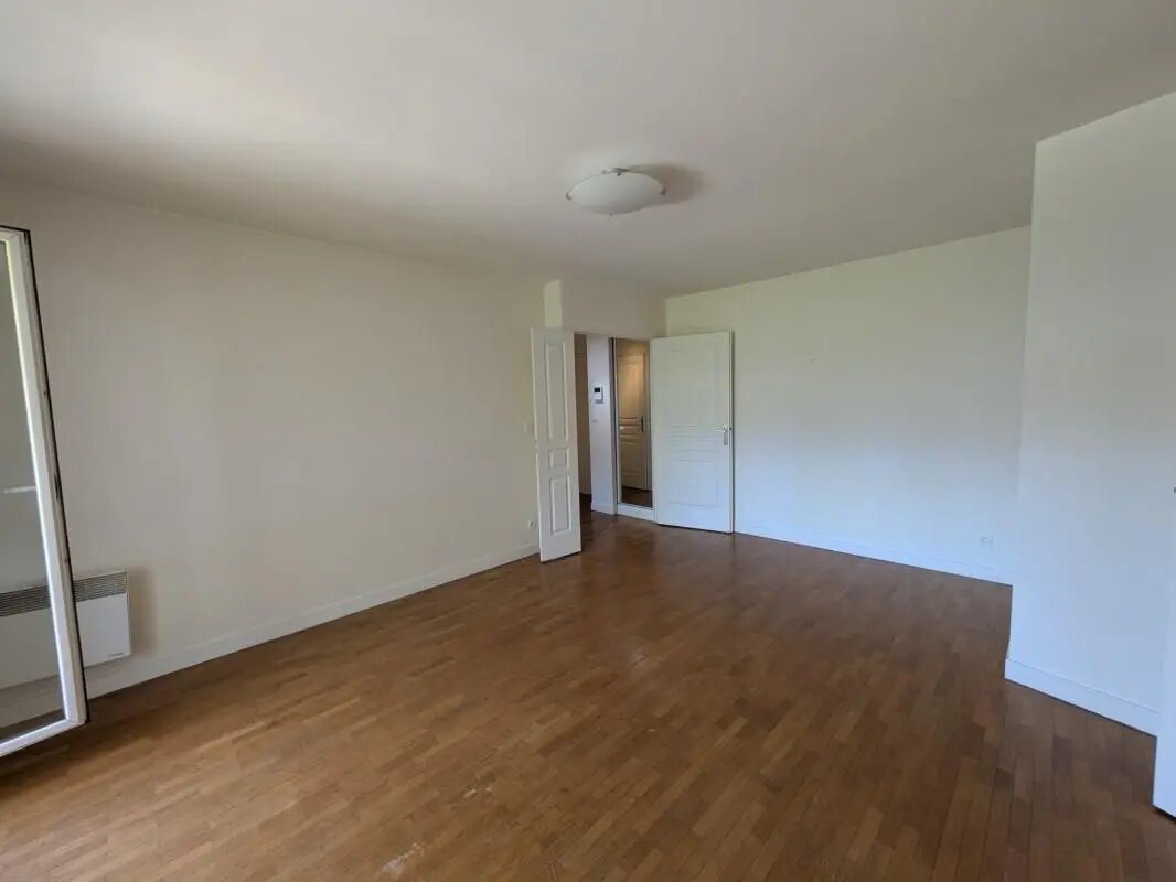 Appartement à louer, 48m², Issy-les-Moulineaux