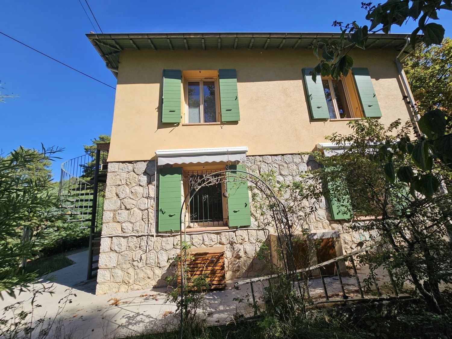 Maison à vendre, 146m², Levens
