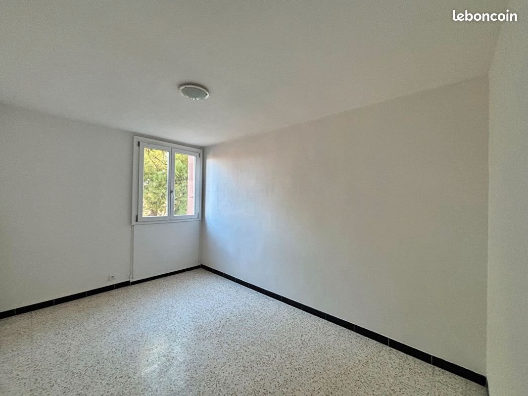 Appartement à louer, 66m², Arles