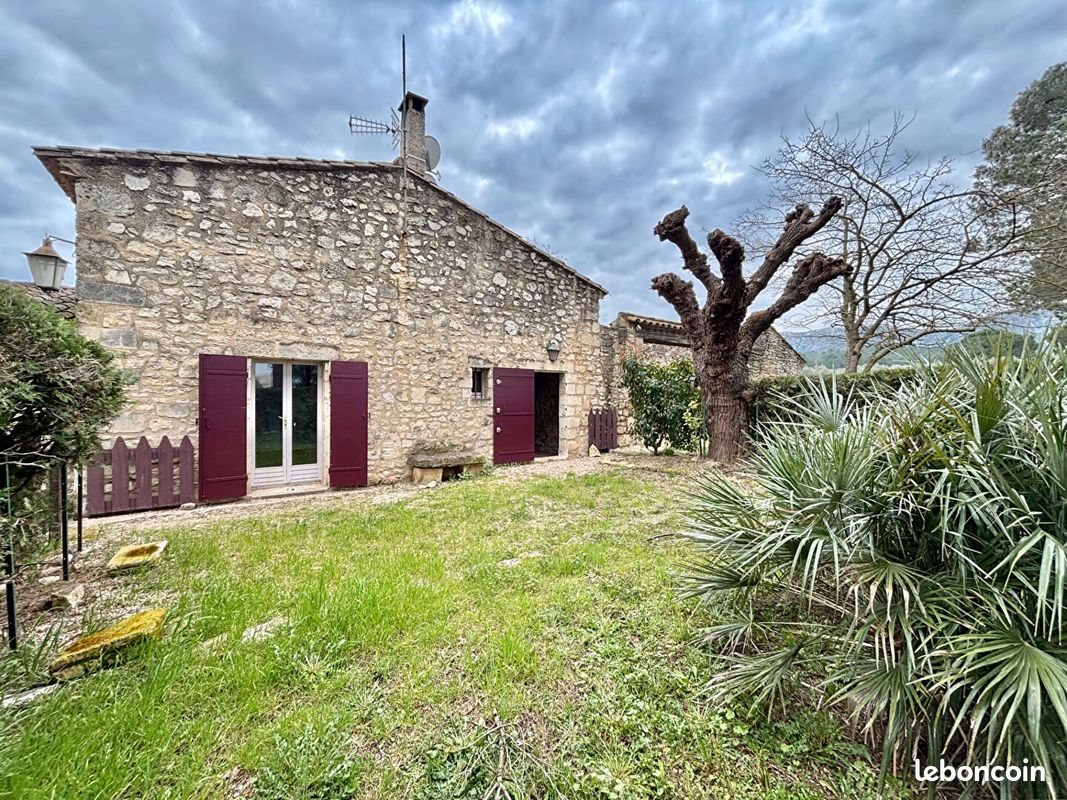 Maison à louer, 81m², Saint-Rémy-de-Provence